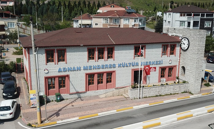 Adnan Menderes Kltr Merkezi