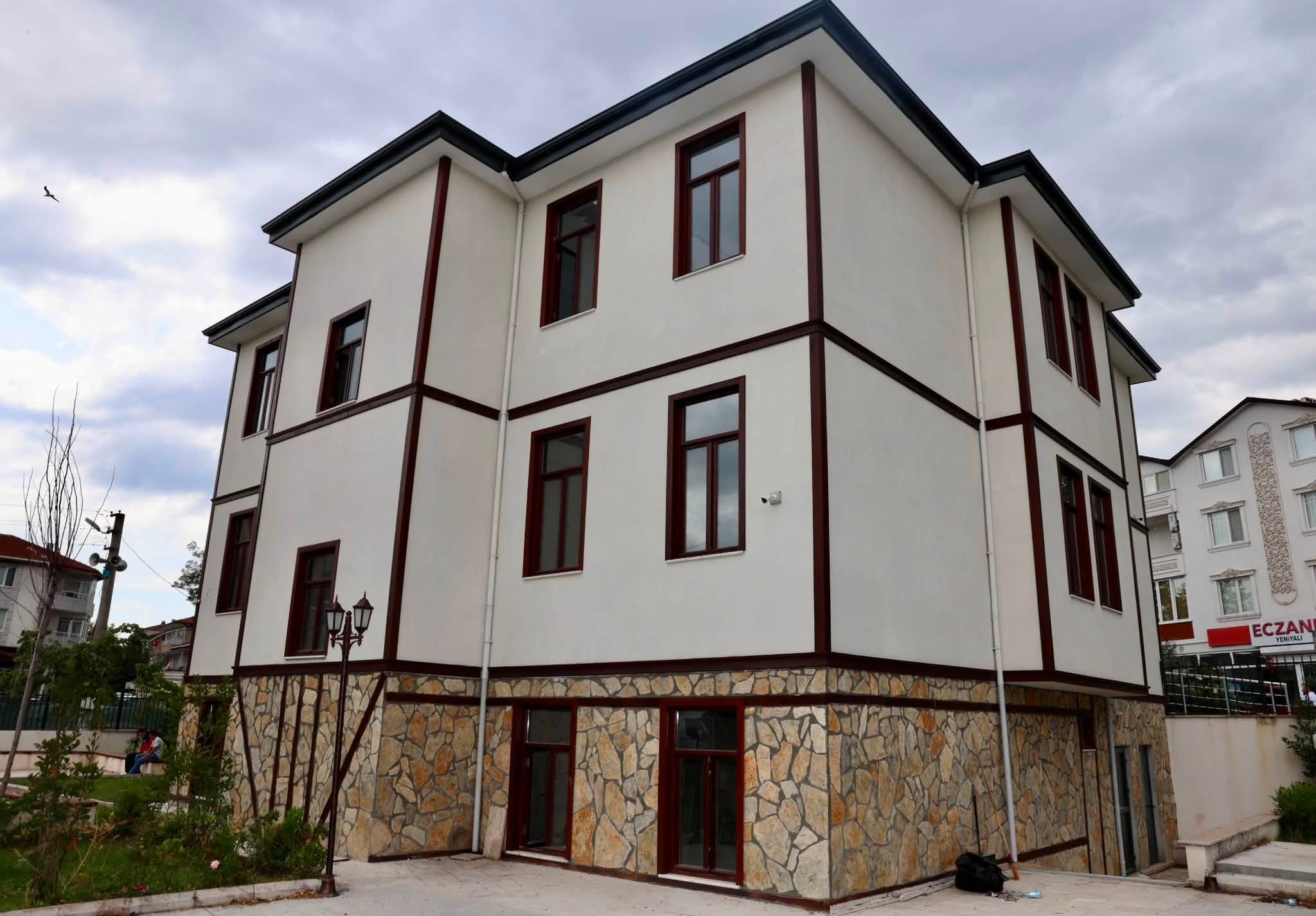Ta�k�pr� K�lt�r Evi Tamamlan�yor