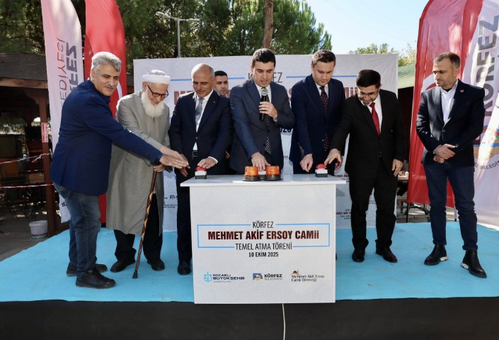 Mehmet Akif Ersoy Camiinin Temeli Atld