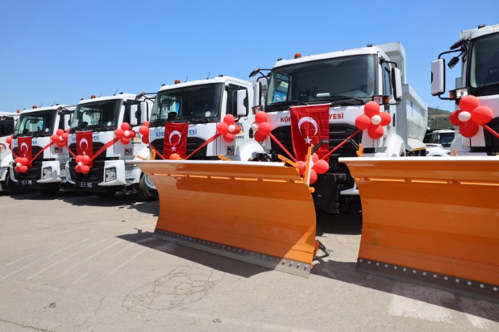 Krfez Belediyesi Hizmet Filosunu Glendirdi