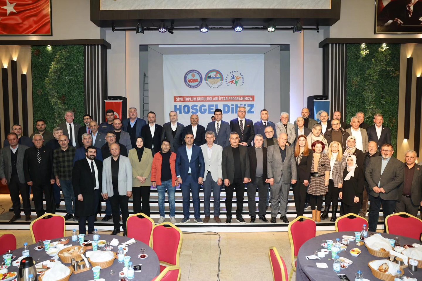 K�rfez�de STK�lar �ftarda Bulu�tu