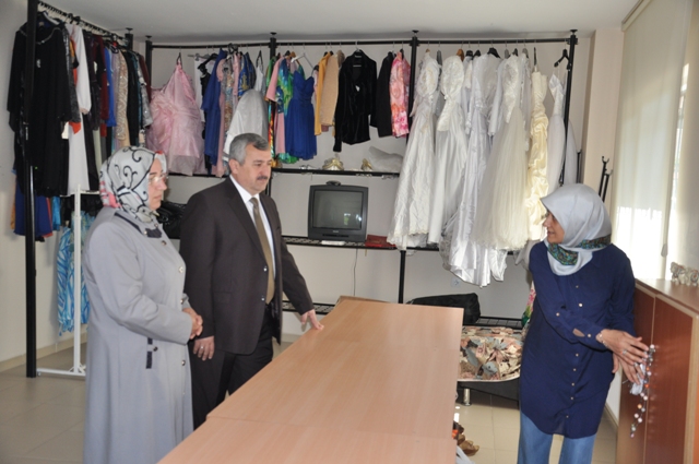 Baran�dan G�n I���� Derne�ine Ziyaret