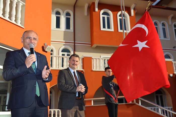 Başkan Söğüt, "Türkiye Sizlerin Omzunda Yükselecek"