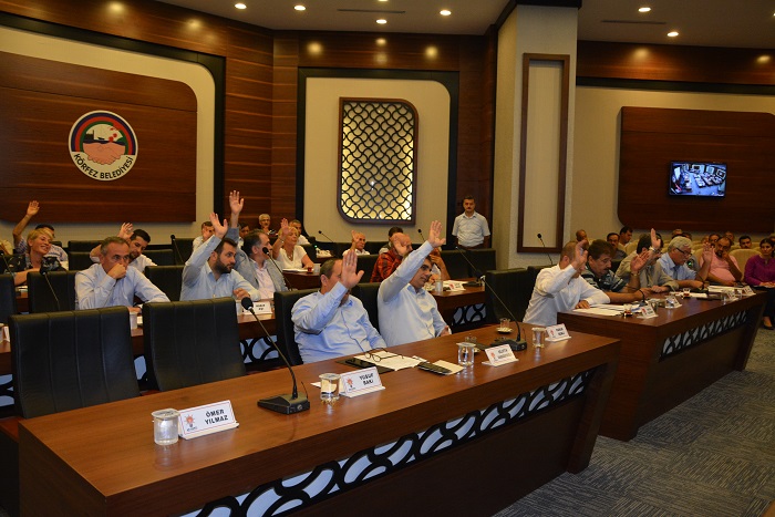 K�rfez Belediyesi A�ustos Ay� Meclisini Ger�ekle�tirildi