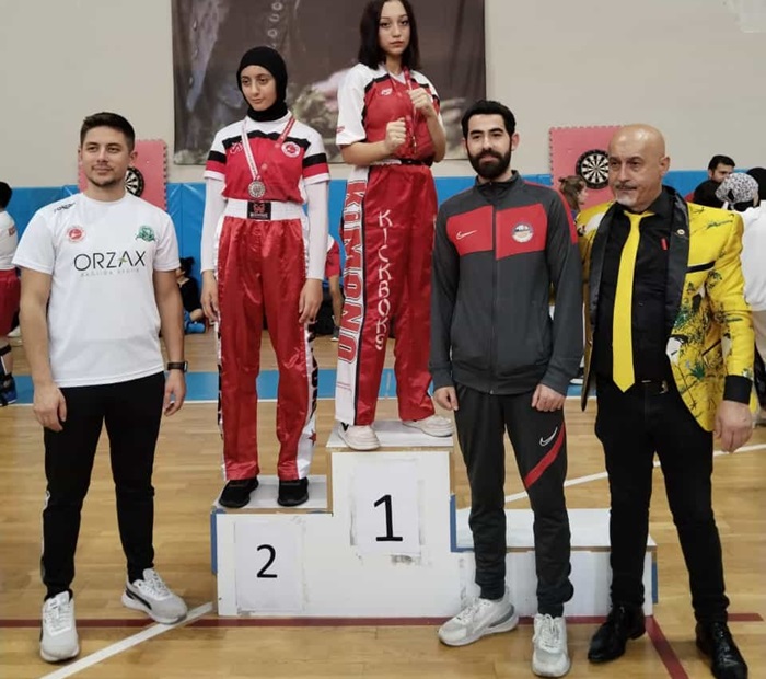 Cumhuriyet Kupas Kick boks ampiyonasnda Krfezin baars