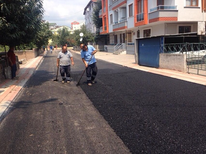 K�rfez�de S�cak Asfalt Sevinci