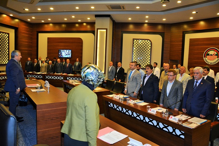 K�rfez Belediye Meclisinden Ekim Ay� M�jdeleri