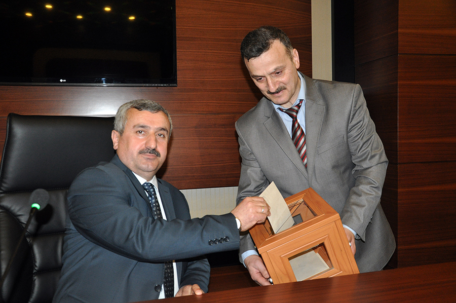 K�rfez Meclisi�nde Komisyonlar Tamam