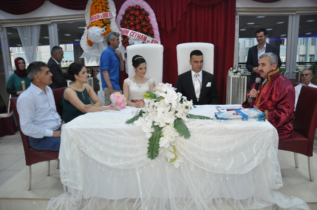 Ba�kan Baran dan Ramazan sonras� Cemiyetlere Kat�l�m� kald��� yerden devam ediyor