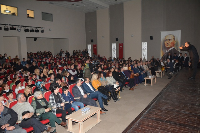 K�rfez�de K�lt�r-Sanat Sevgisi Salona S��mad�