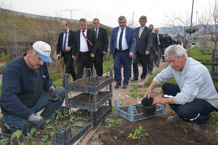 Ba�kan Baran Seray� Gezdi