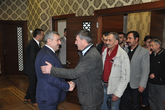 Ba�kan Baran K�rfezlilerle Bulu�maya Devam Ediyor