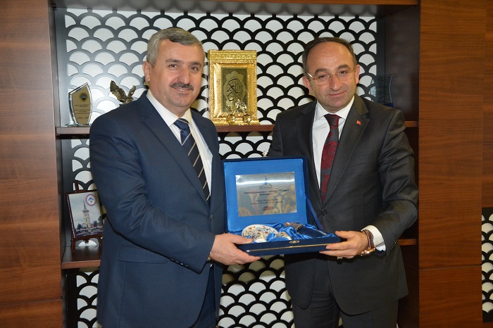 Ba�kan Baran �z�lmez�i A��rlad�