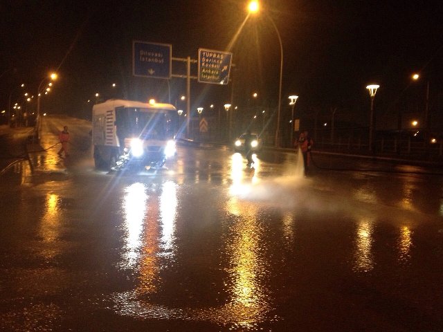 Cadde ve Sokaklar� �le Tertemiz Bir K�rfez