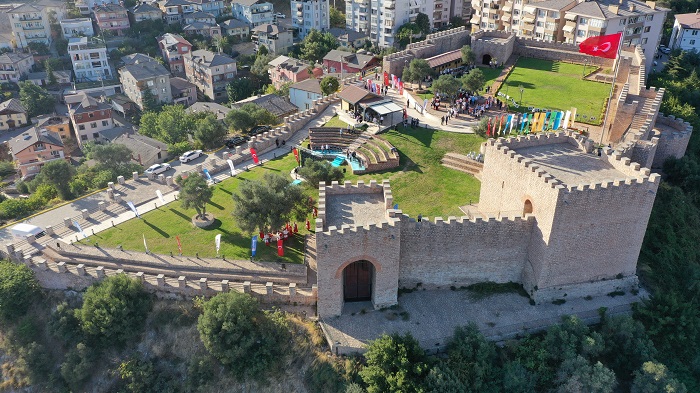 Tarihi Hereke Kalesinde Grkemli Al