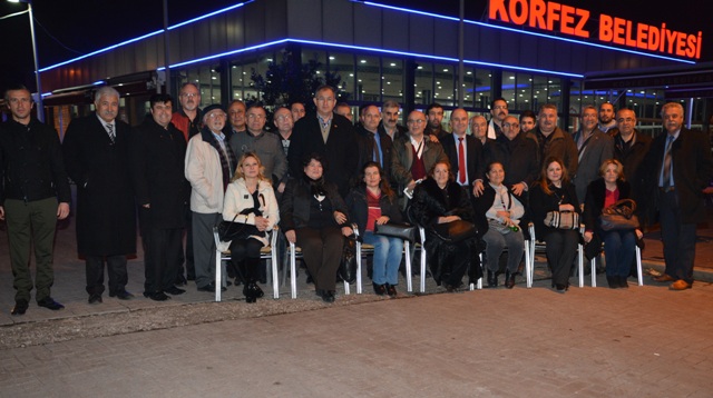K�rfez Belediyesi T�m �llerin Gazetecilerini K�rfez�de A��rlad�