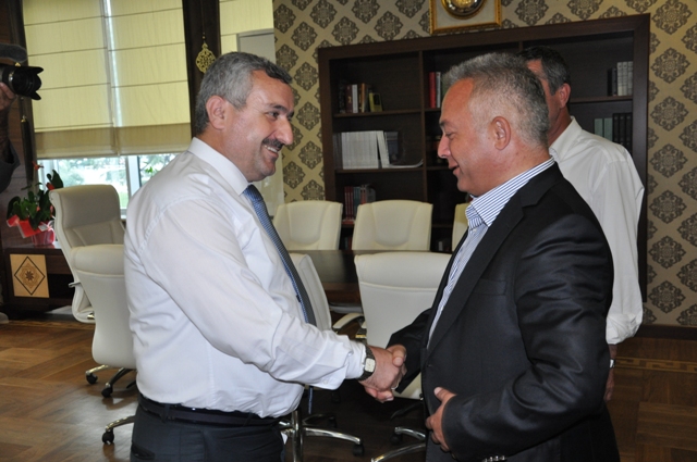 Karde� Belediye Ruen�den Ba�kan Baran�a Ziyaret 