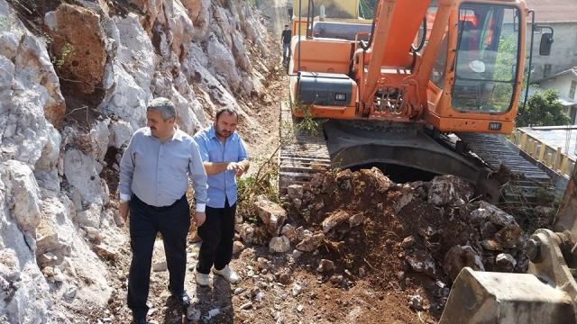 K�rfez Belediyesi Yol A�ma Ata��nda