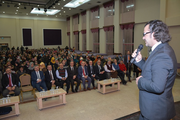 K�rfez�de Aile ��i �leti�im Semineri D�zenlendi