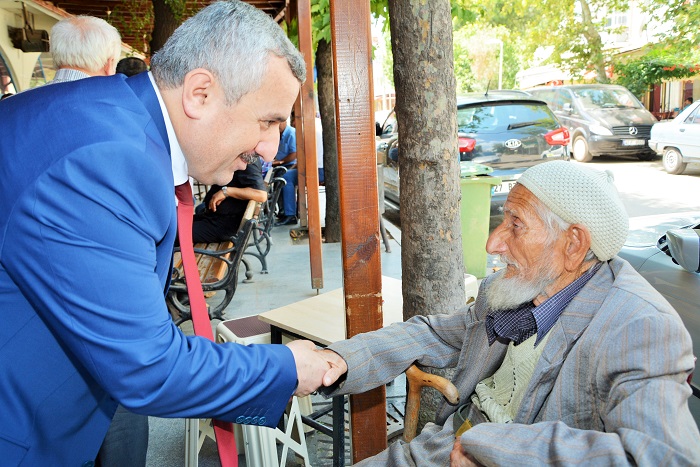 Her Zaman Halk�m�z�n Emrindeyiz