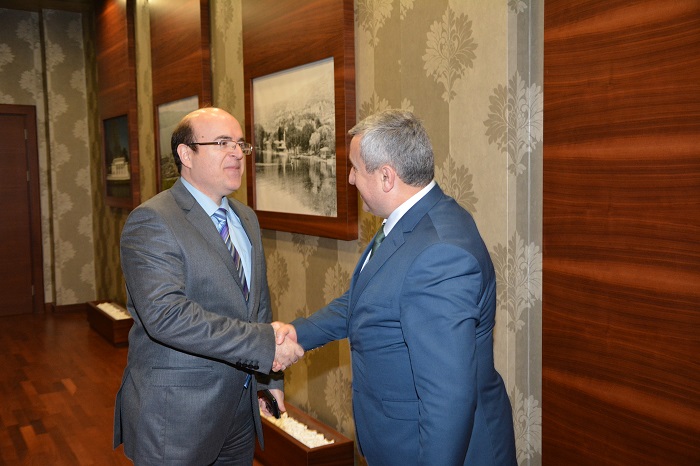 Ba�kan Baran K�rfez�in Yeni Ba�savc�s�n� A��rlad�