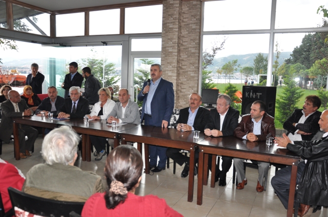 K�rfezliler Tek Y�rek Oldu