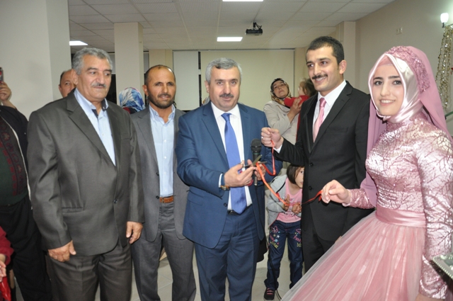 Ba�kan Baran Cemiyetlere de Yeti�iyor