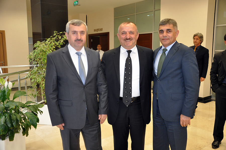 K�rfez Ticaret Odas� �yelerinden Baran�a Hay�rl� Olsun Ziyareti