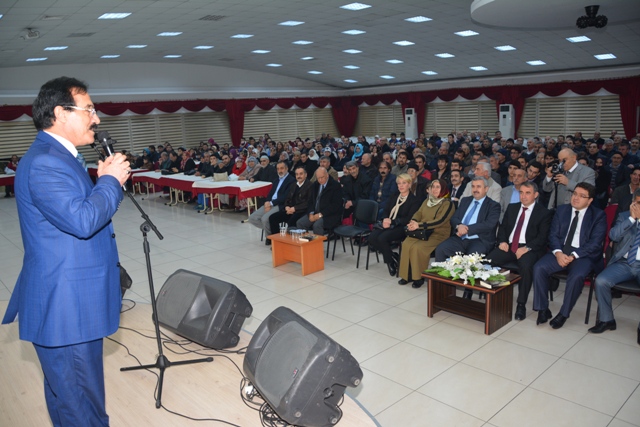 ���klar Sazlar�n� K�rfezliler ��in Konu�turdu