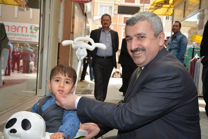 Biz Halk�m�zla, Halk�m�z da Bizimle Beraber