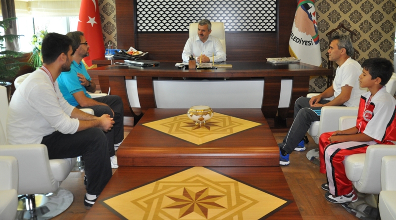 Barandan �ampiyonlara Tam Destek