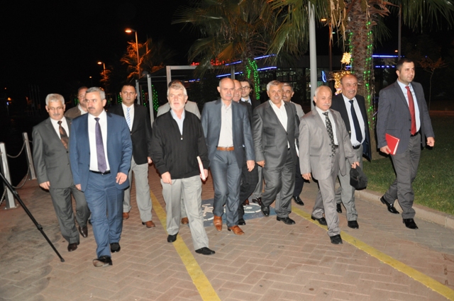 Ba�kan Baran Birim M�d�rleriyle Toplant� Yapt�