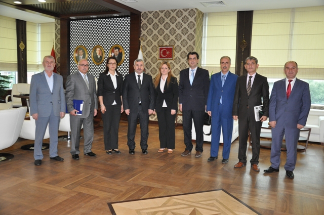 K�rfez�de Uyu�turucuya Kar�� Zirve Toplant�s�