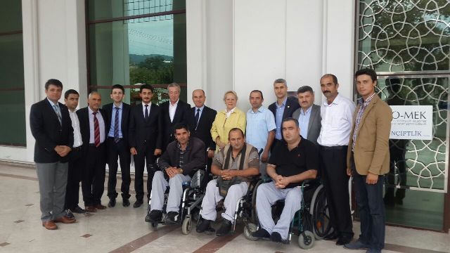 K�rfez Kent Konseyi Gen�lik Merkezinde Bayrak De�i�imi