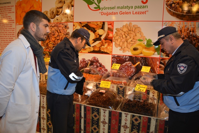 K�rfez Zab�tas��ndan Y�lba�� Denetimi