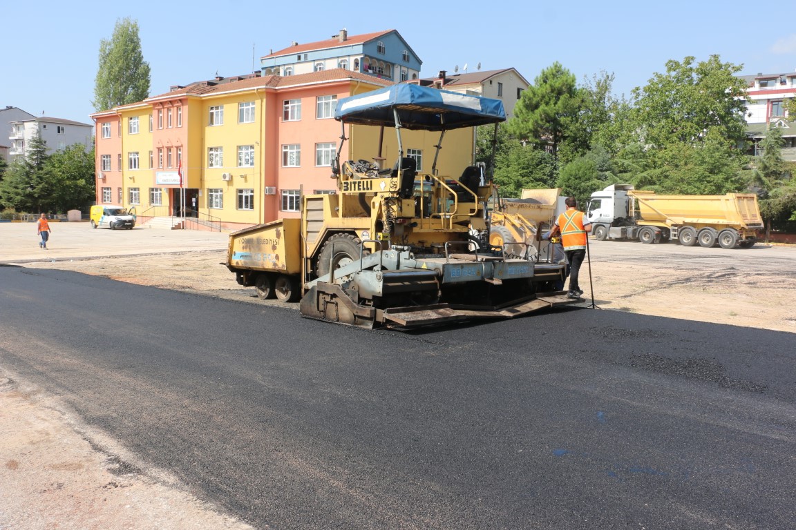 Krfez Belediyesinden Okullara Asfalt Destei