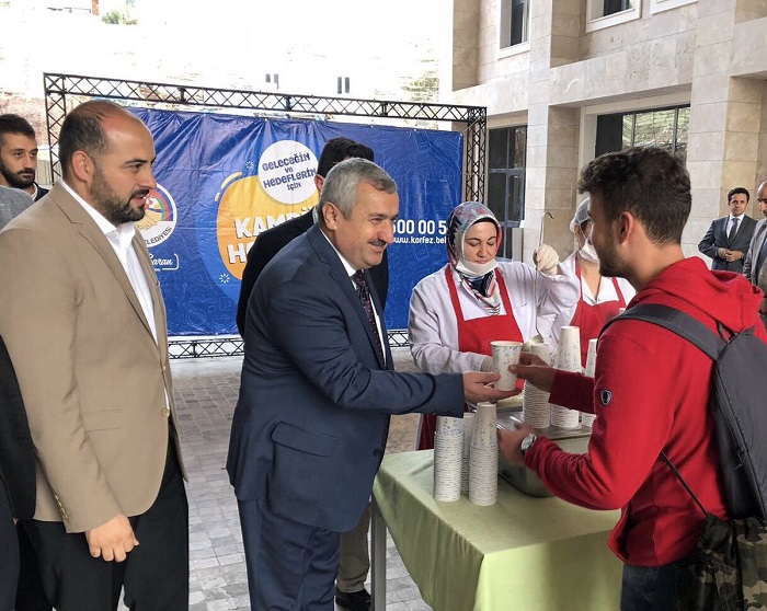 KRAMLAR BAKAN BARANDAN