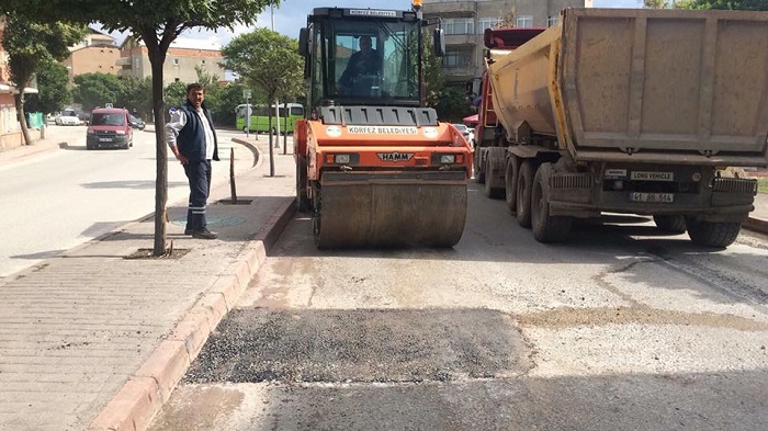 K�rfez�de �al��malar D�rt Koldan S�r�yor