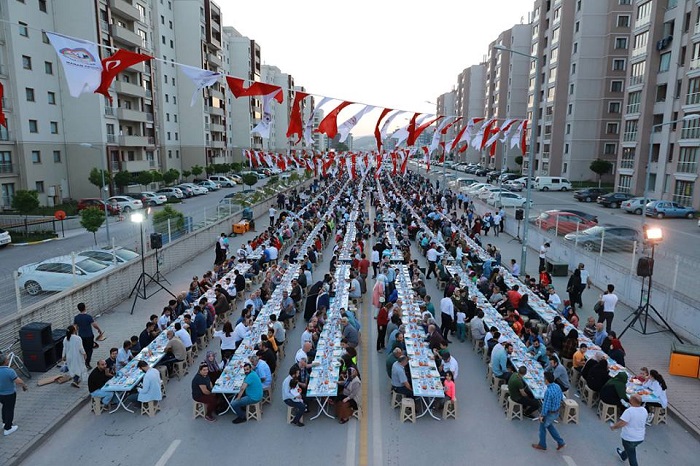 Yavuz Sultan Selimde bin 500 kiilik iftar