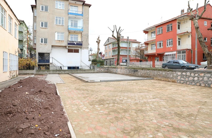 Park ve Saat Kulesi Yaplyor