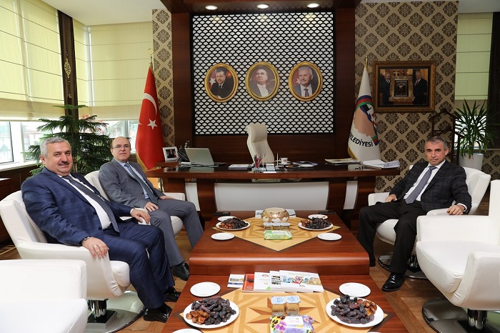 Ba�kan Baran, �nemli �simleri A��rlad�