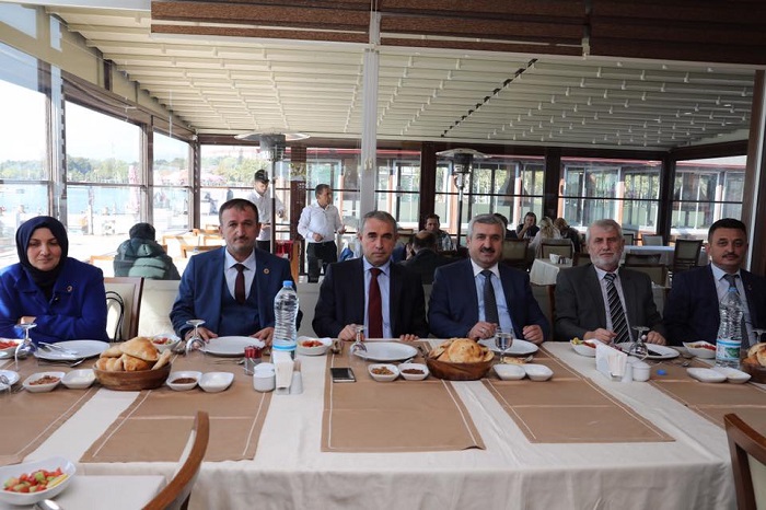 Yapt���n�z Hizmetler Asla Unutulmaz