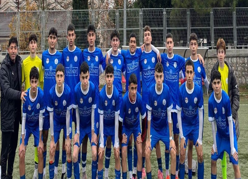 Krfez Genlerbirlii futbol U14 ve U16da ampiyon oldu