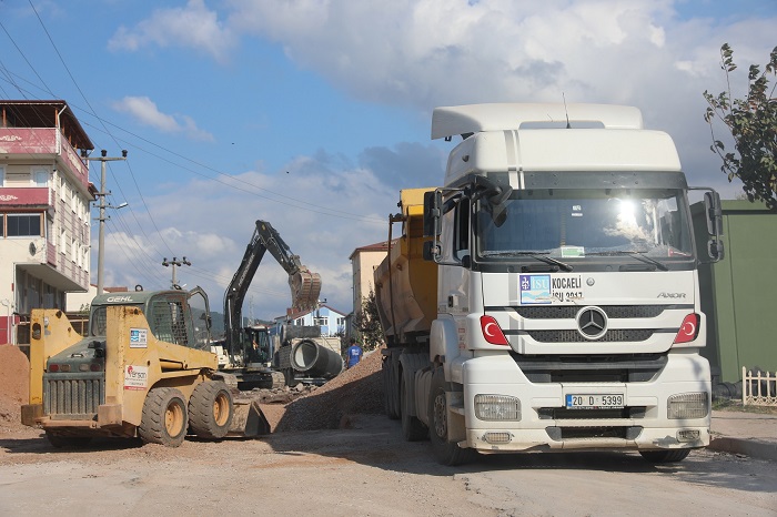 ÇAMLITEPE´DE ALTYAPI İÇİN ÇALIŞMALAR YENİDEN BAŞLADI
