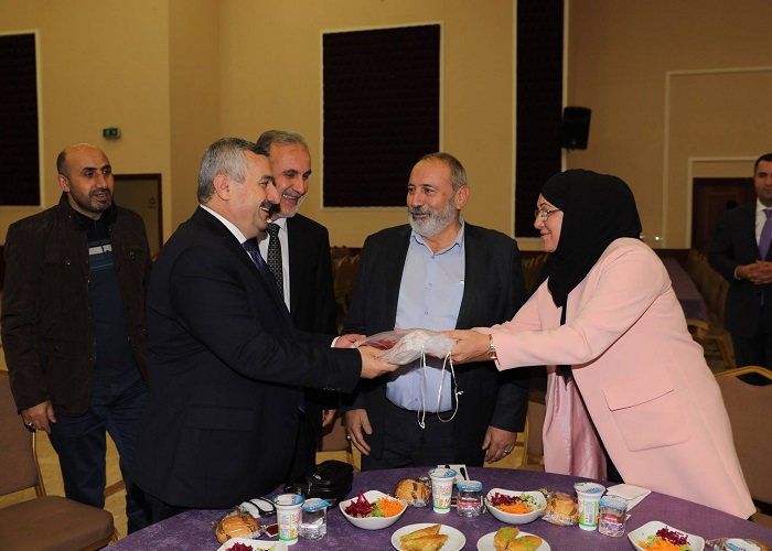 Ba�kan Baran, Hac�lar� Yemekte A��rlad�