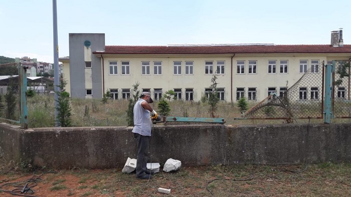 K�rfez Belediyesi deste�ini s�rd�r�yor