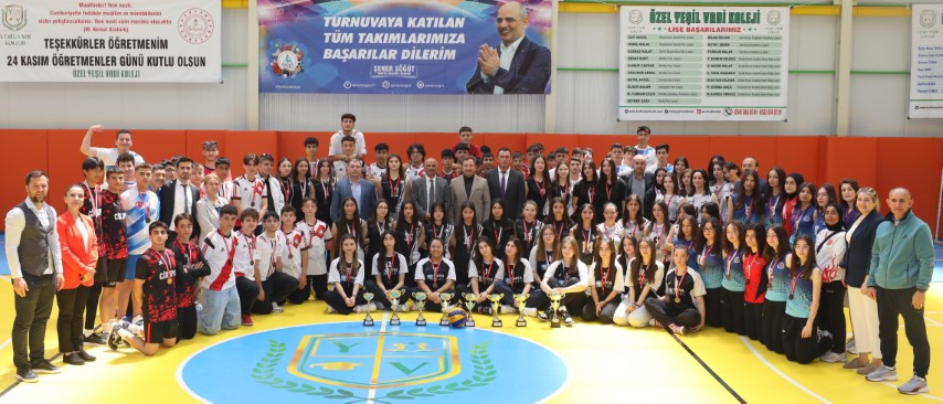 Krfezde 19 Mays Voleybol Turnuvas Madalya Treni Yapld